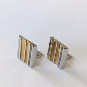 Alexis Kirk Square Vintage Etched Silver Tone Painted Yellow Enamel Clip-Ons